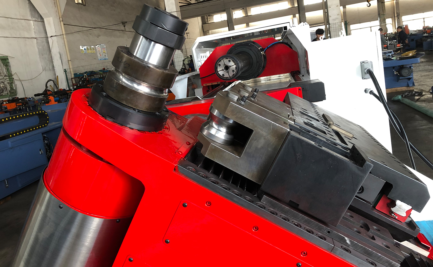 CNC Rotary Head Pipe Bending Machine- Bi-Directional